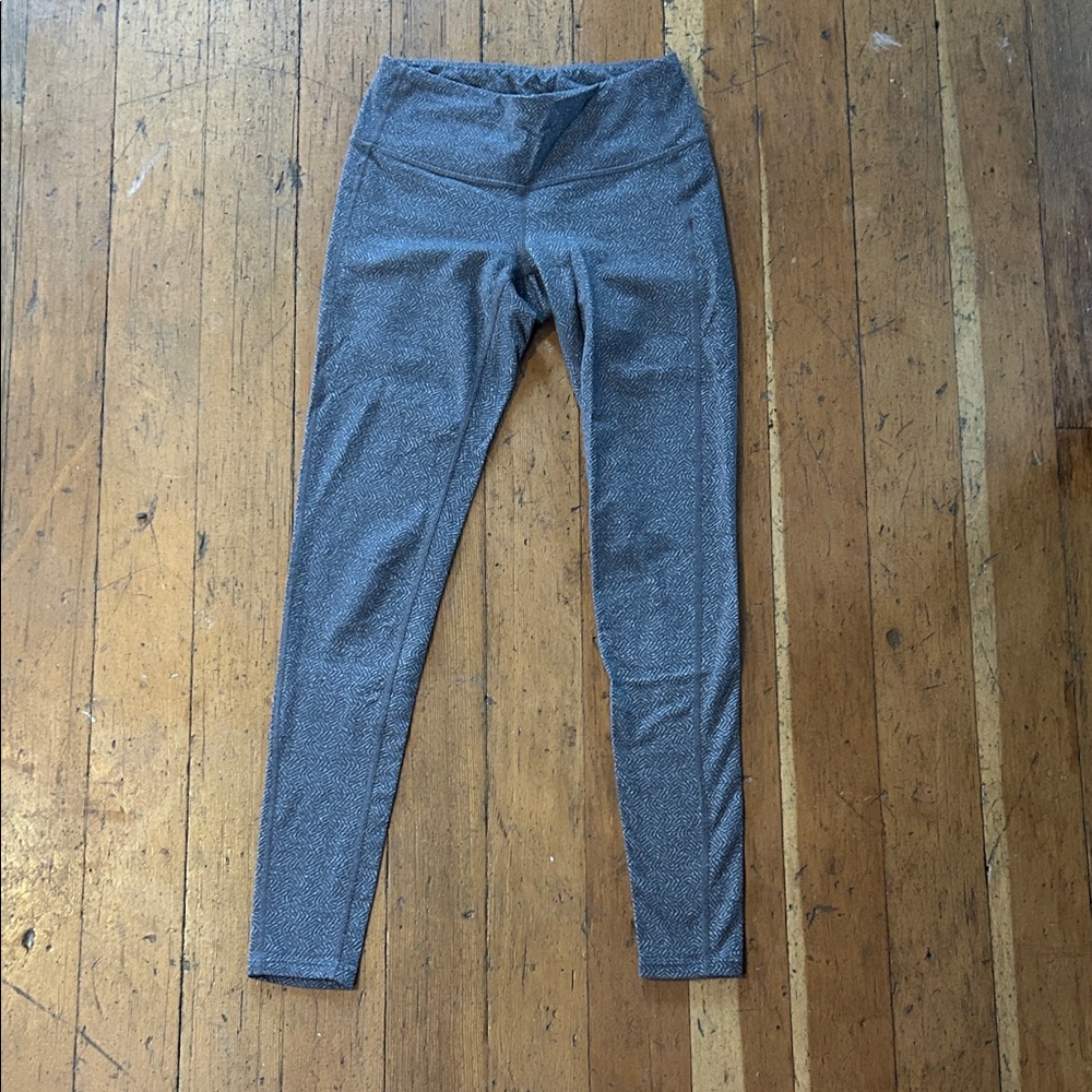 ATHLETA women’s XXS grey patterned leggings super cute, soft n comfy